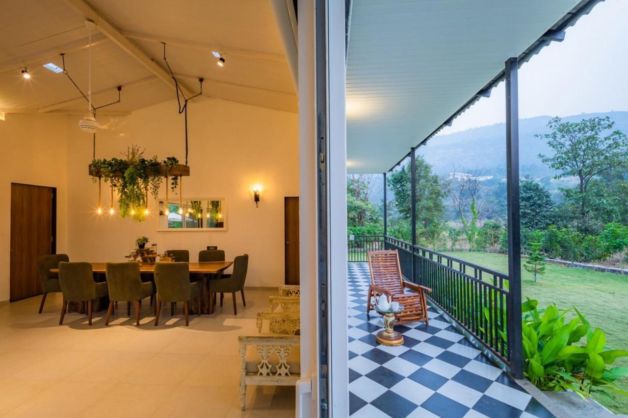 Saffronstays Turquoise Maison, Karjat Exteriér fotografie