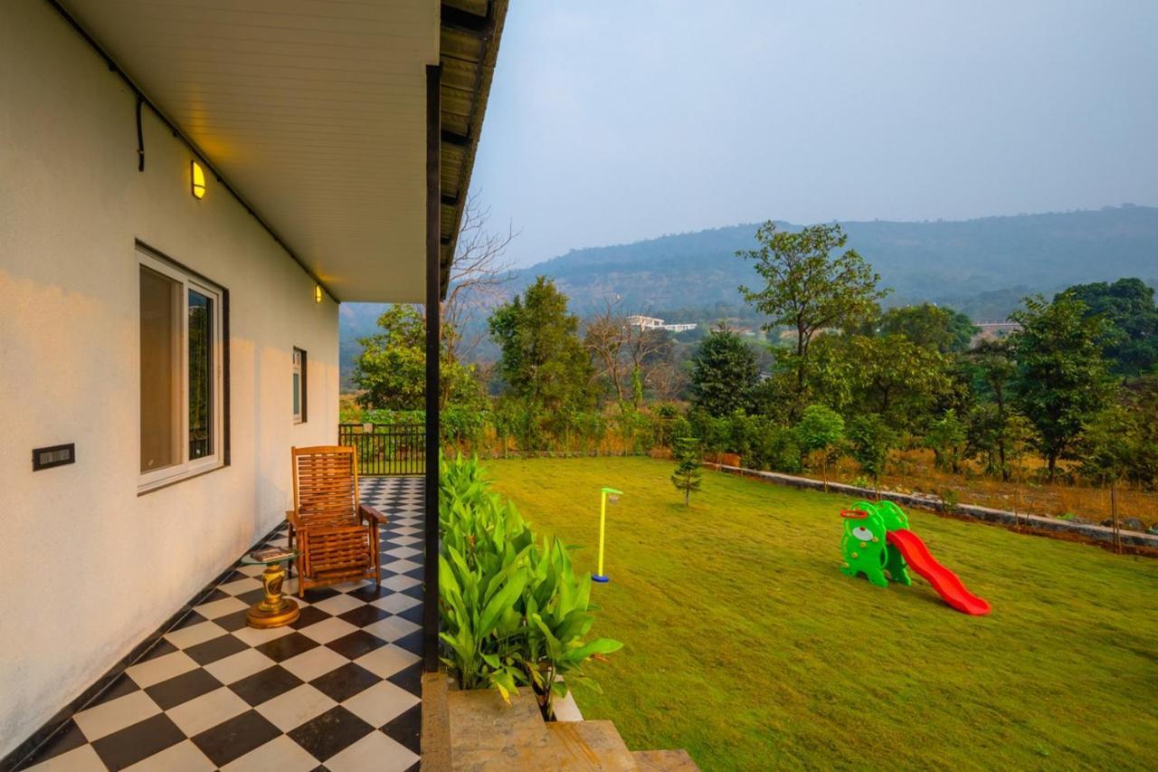 Saffronstays Turquoise Maison, Karjat Exteriér fotografie