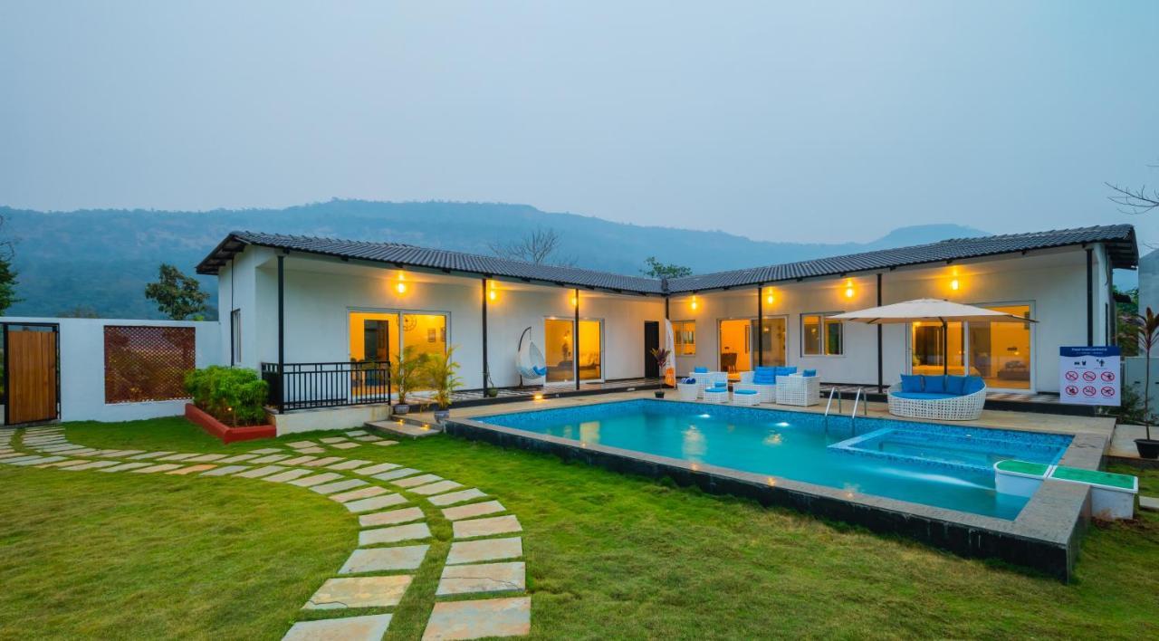Saffronstays Turquoise Maison, Karjat Exteriér fotografie